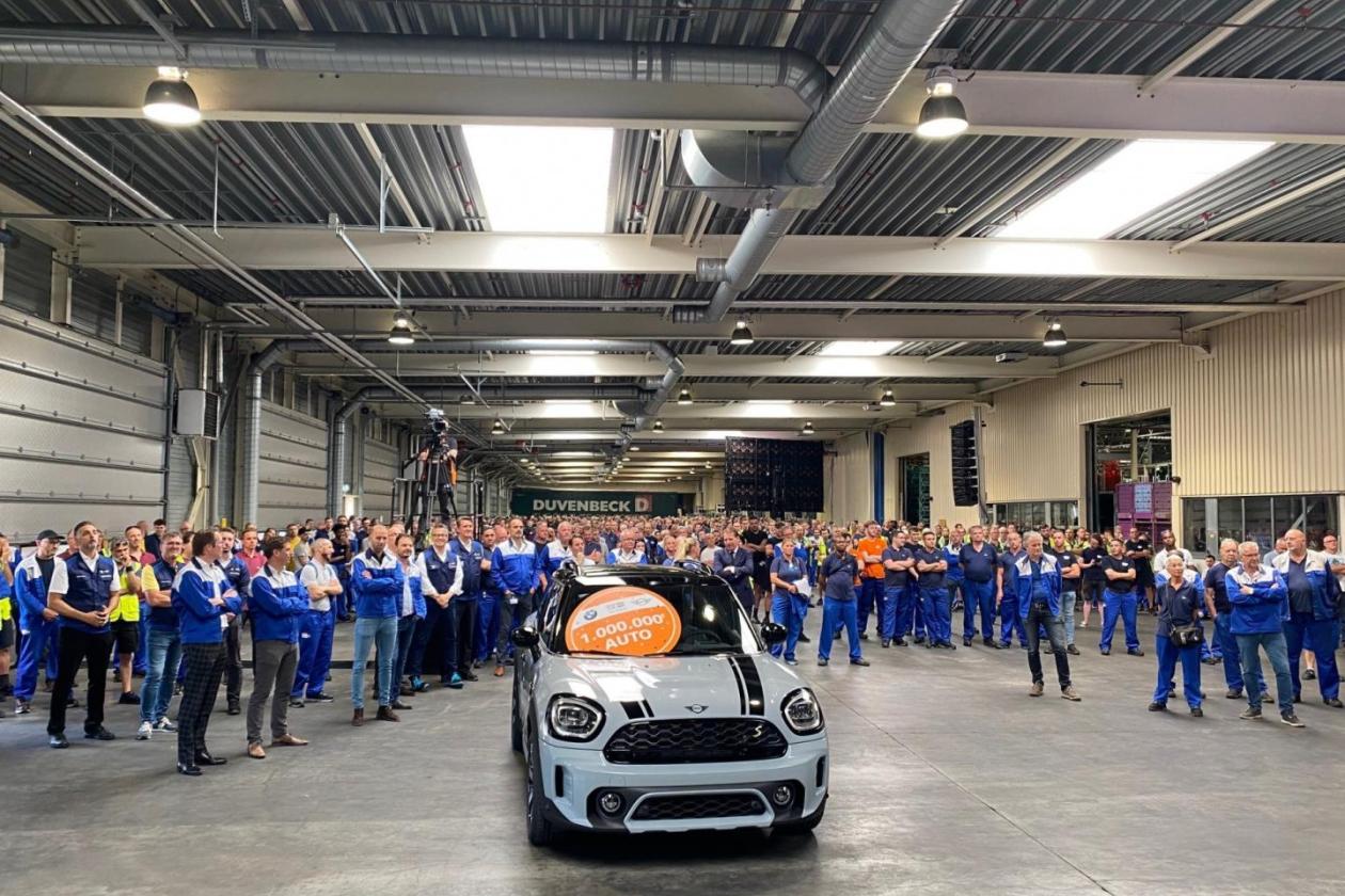 VDL Nedcar builds millionth car for BMW Group